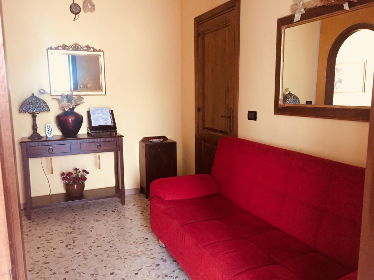 B&B Il Tulipano sul Lago Colle di Tora Esterno foto